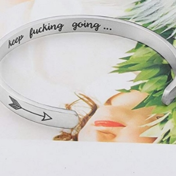 Silviax 'Keep....Going' Siver Inner Engraved Bangle Cuff Bracelet NWOT In Box - Picture 4 of 13